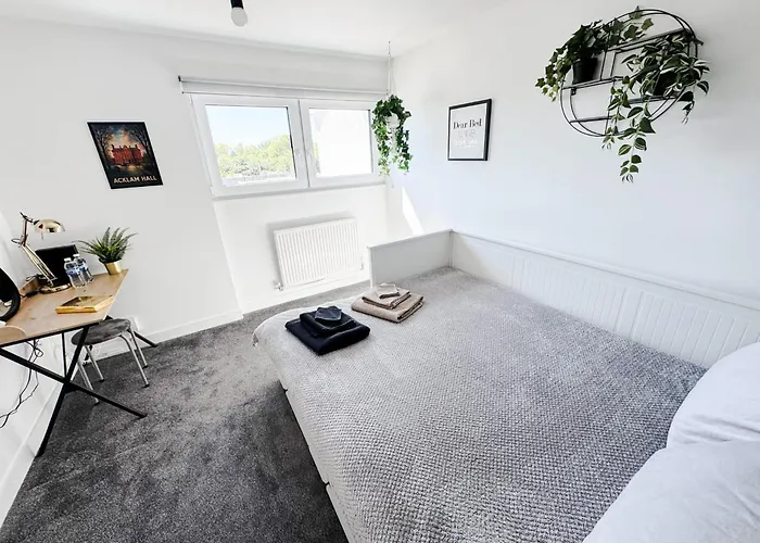 Luxury Nest 10 Guests Free Parking Middlesbrough South Bank