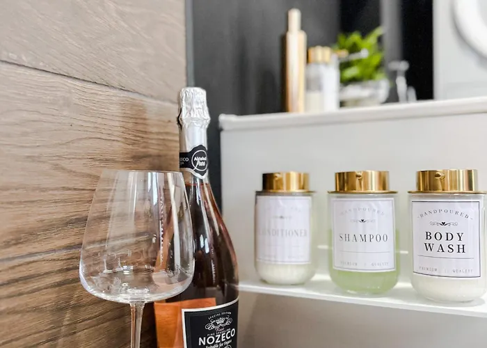 Luxury Nest 10 Guests Free Parking Middlesbrough Hébergement de vacances