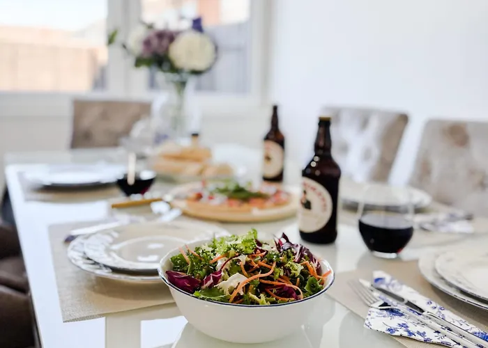 Hébergement de vacances Luxury Nest 10 Guests Free Parking Middlesbrough