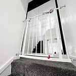 Prázdninový dům Luxury Nest 10 Guests Free Parking Middlesbrough South Bank