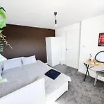 Luxury Nest 10 Guests Free Parking Middlesbrough * South Bank