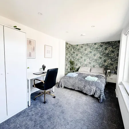 Luxury Nest 10 Guests Free Parking Middlesbrough Nyaraló