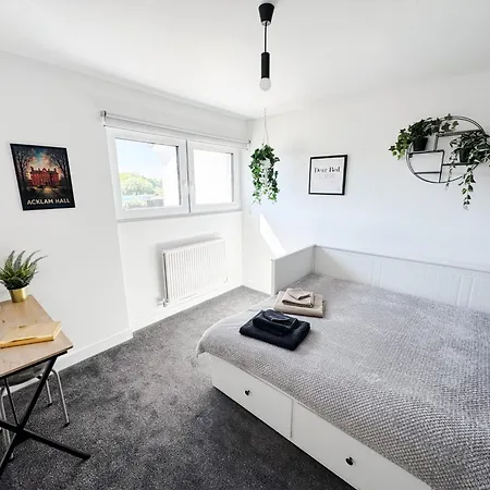 Luxury Nest 10 Guests Free Parking Middlesbrough Nyaraló