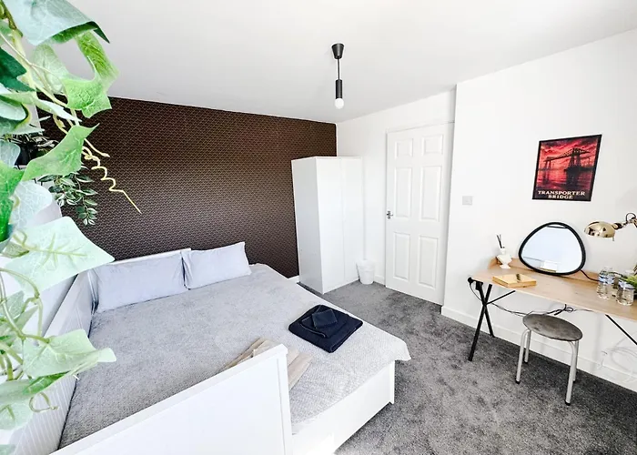 Luxury Nest 10 Guests Free Parking Middlesbrough * South Bank